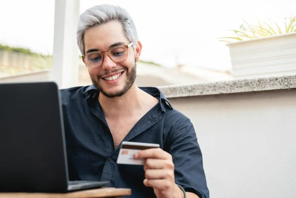 Découvrez la plateforme de commerce en ligne incontournable pour faire exploser votre activité !